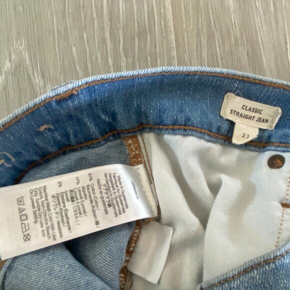 Madewell Classic Straight Jeans - Light Wash - Picture 8 of 9